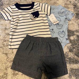 Carter’s 3 piece sloth set